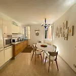 Maddalena's House Apartmán *