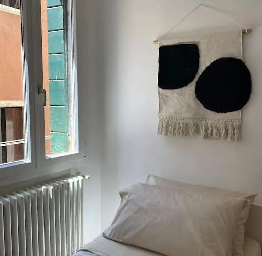 Apartment Maddalena's House *